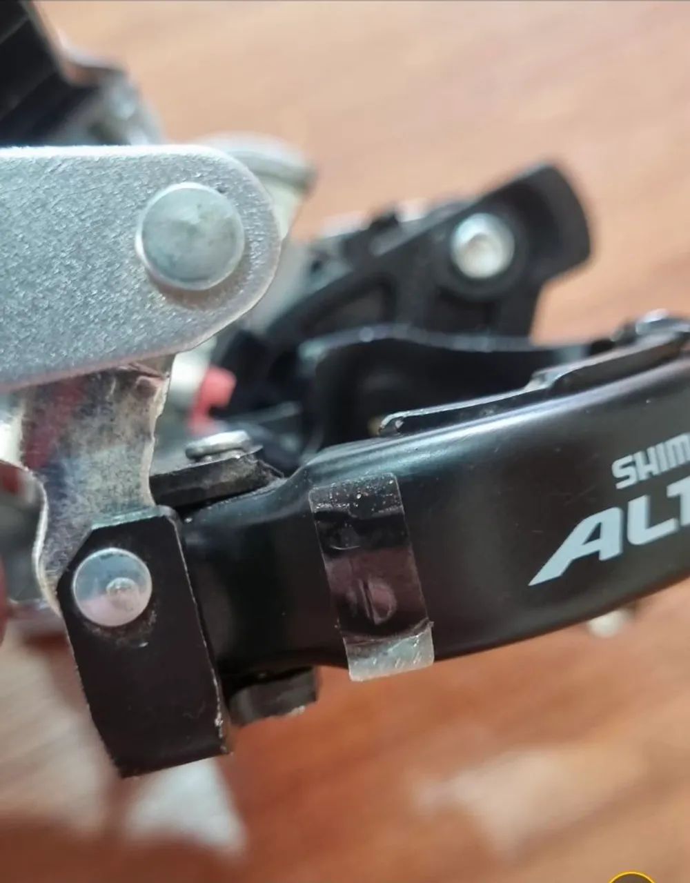 Câmbio Dianteiro Shimano Altus Fd-m315 2X 8v Dual Pull