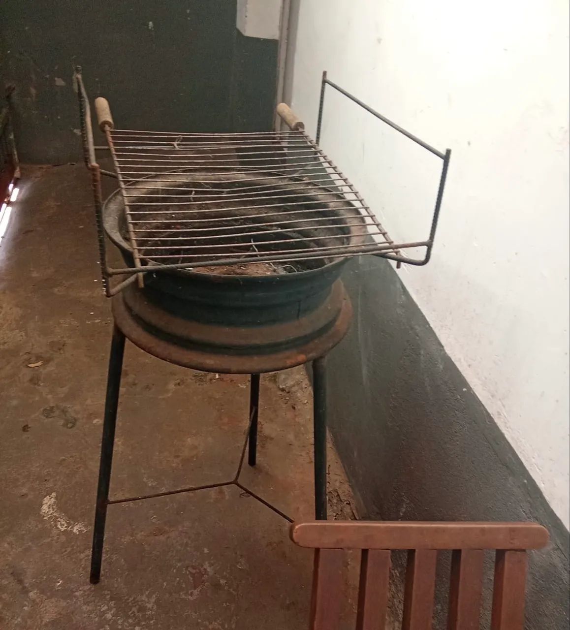 Vendo churrasqueira 