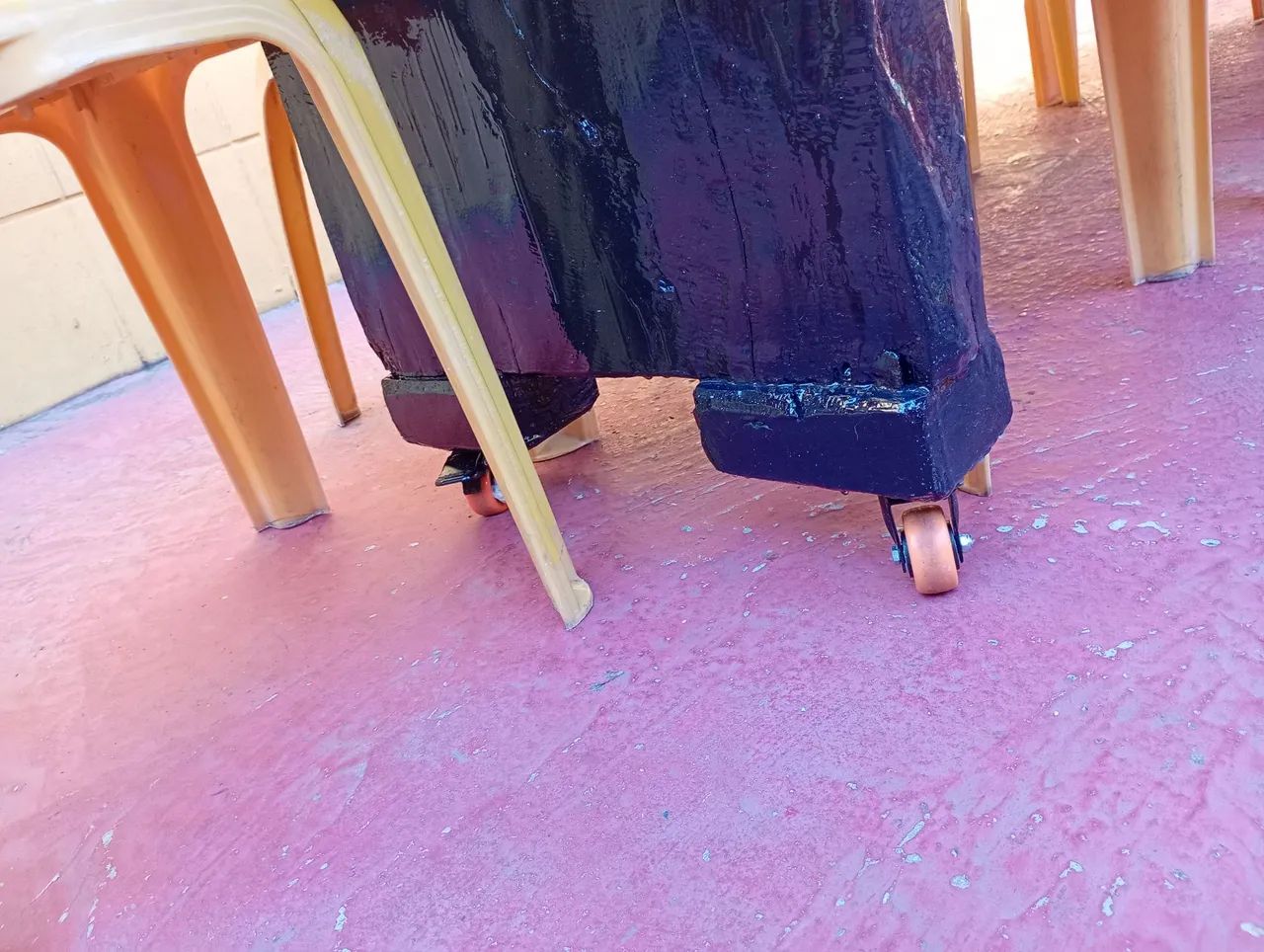 Mesa Rústica de Material de Altíssima qualidade - Foto 5
