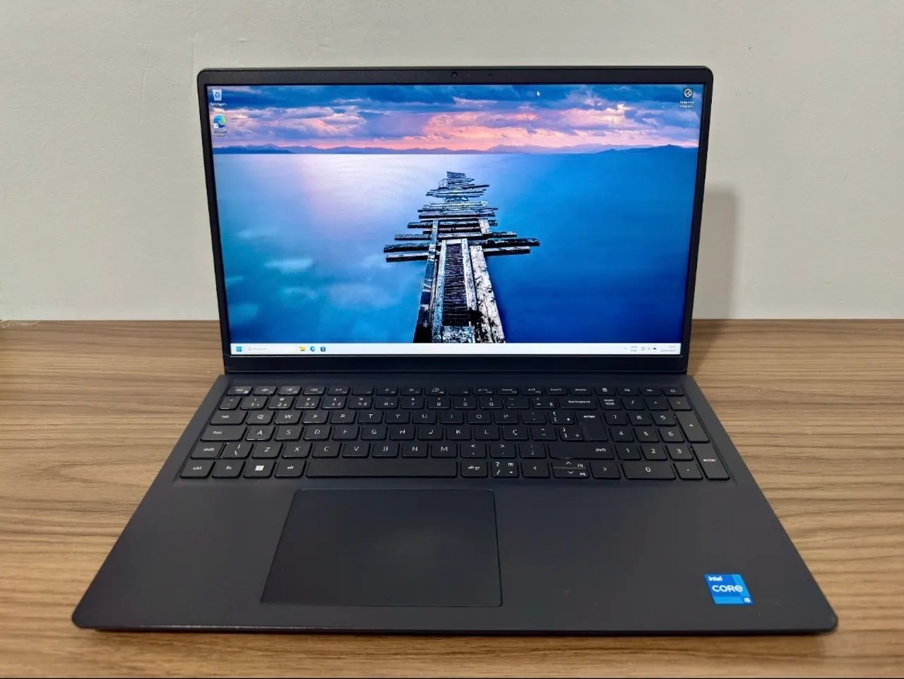 NOTEBOOK DELL INSPIRON 3520 - INTEL 15 12ª GTH - MEMÓRIA 8GB