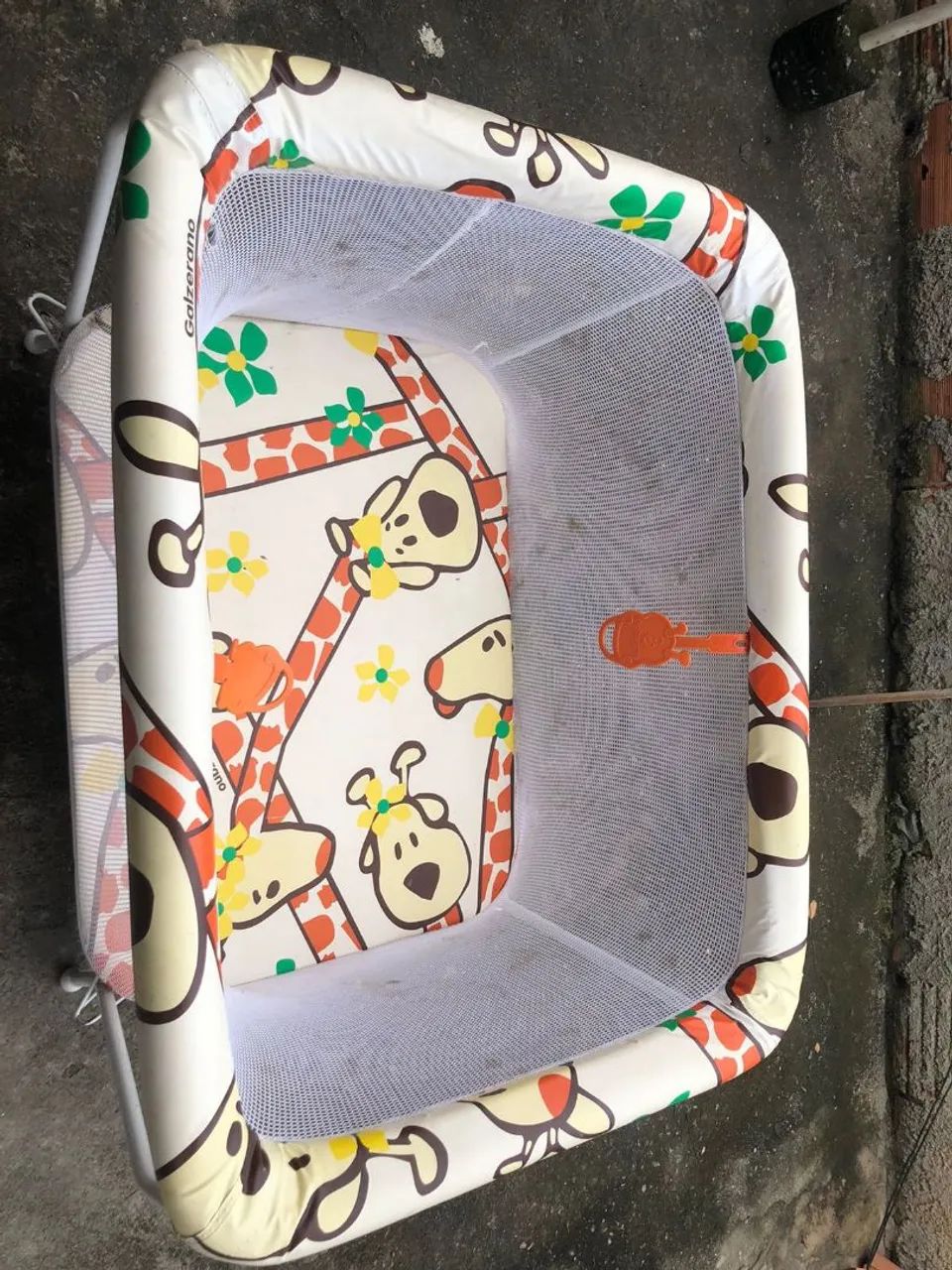Cercadinho infantil 