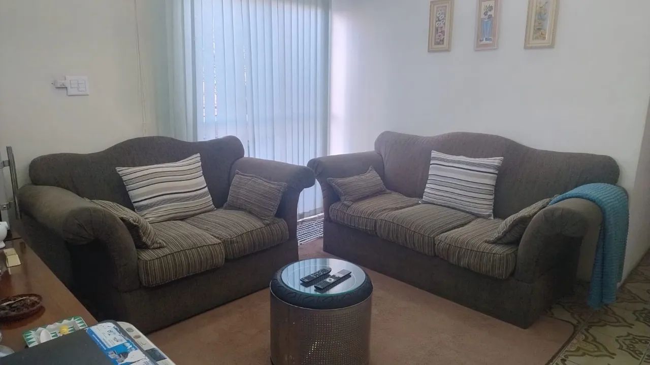 Conjunto de Sofá 3 e 2 lugares - Foto 2