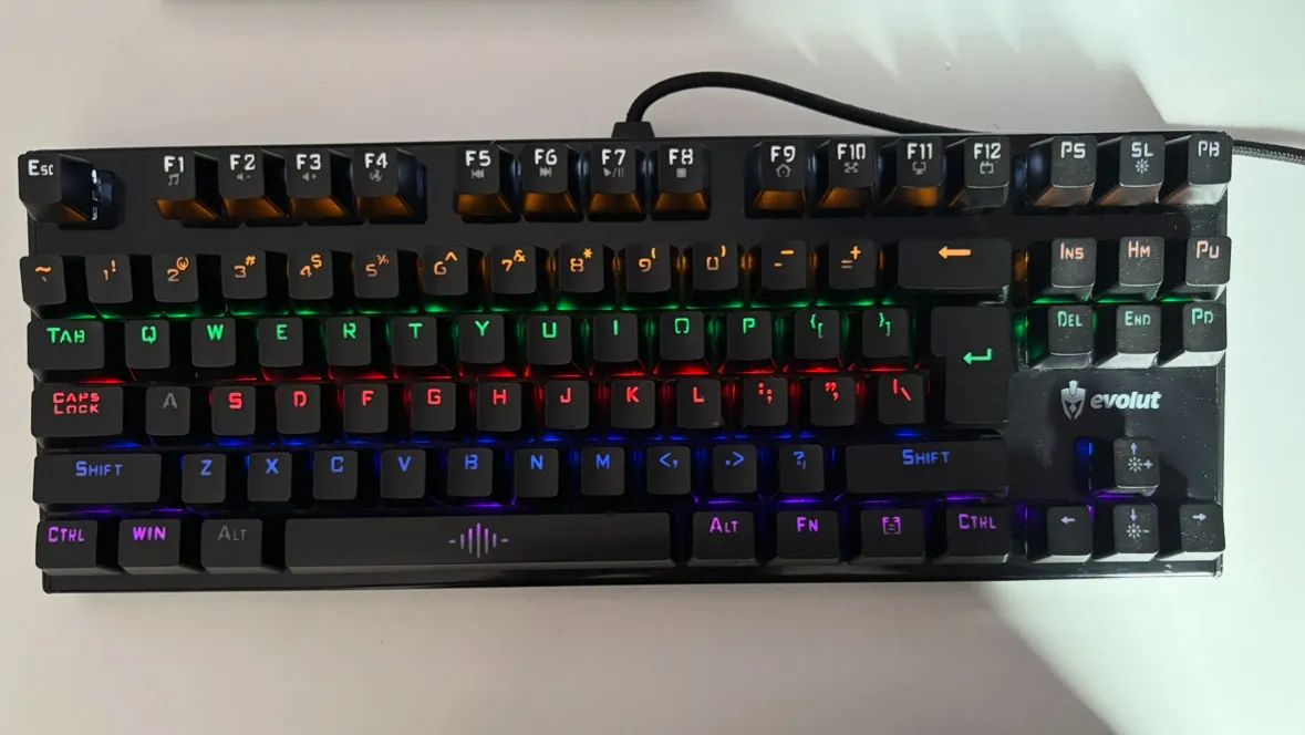 Pc intel i5 + teclado - Foto 5