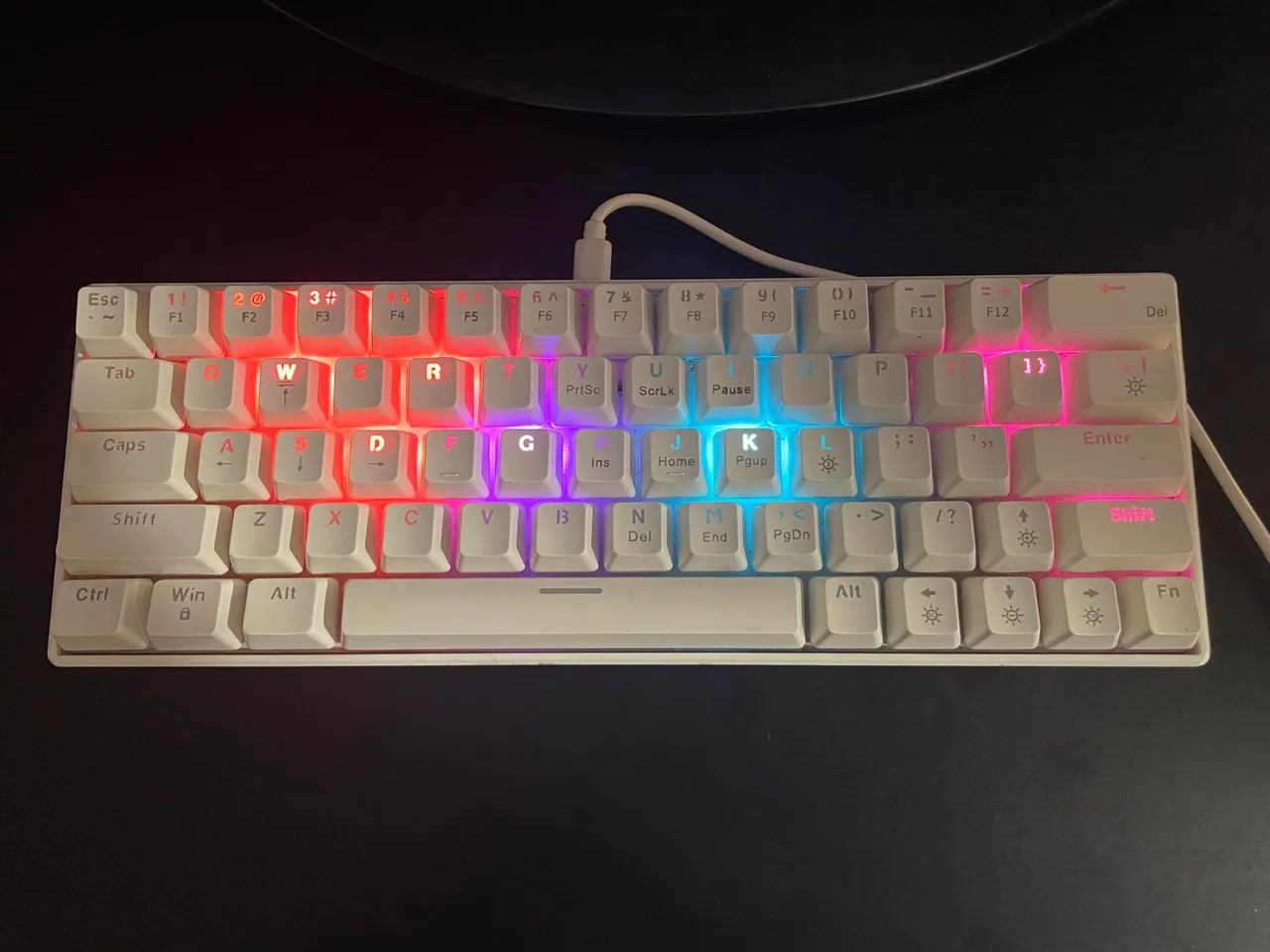 Teclado Mecânico 60% Branco - Foto 3