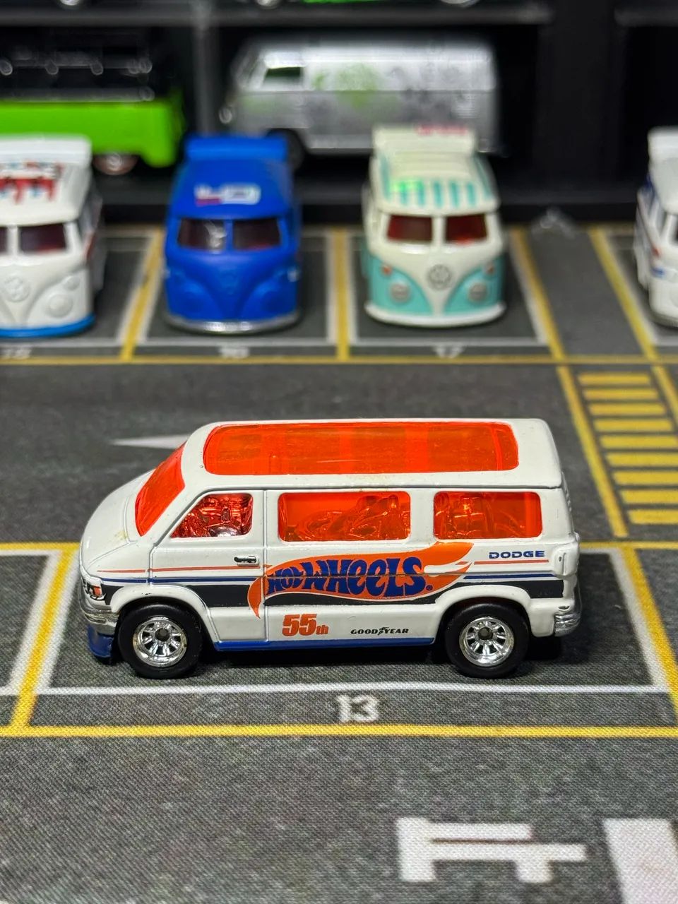 Lote Dodge Van - Hotwheels 