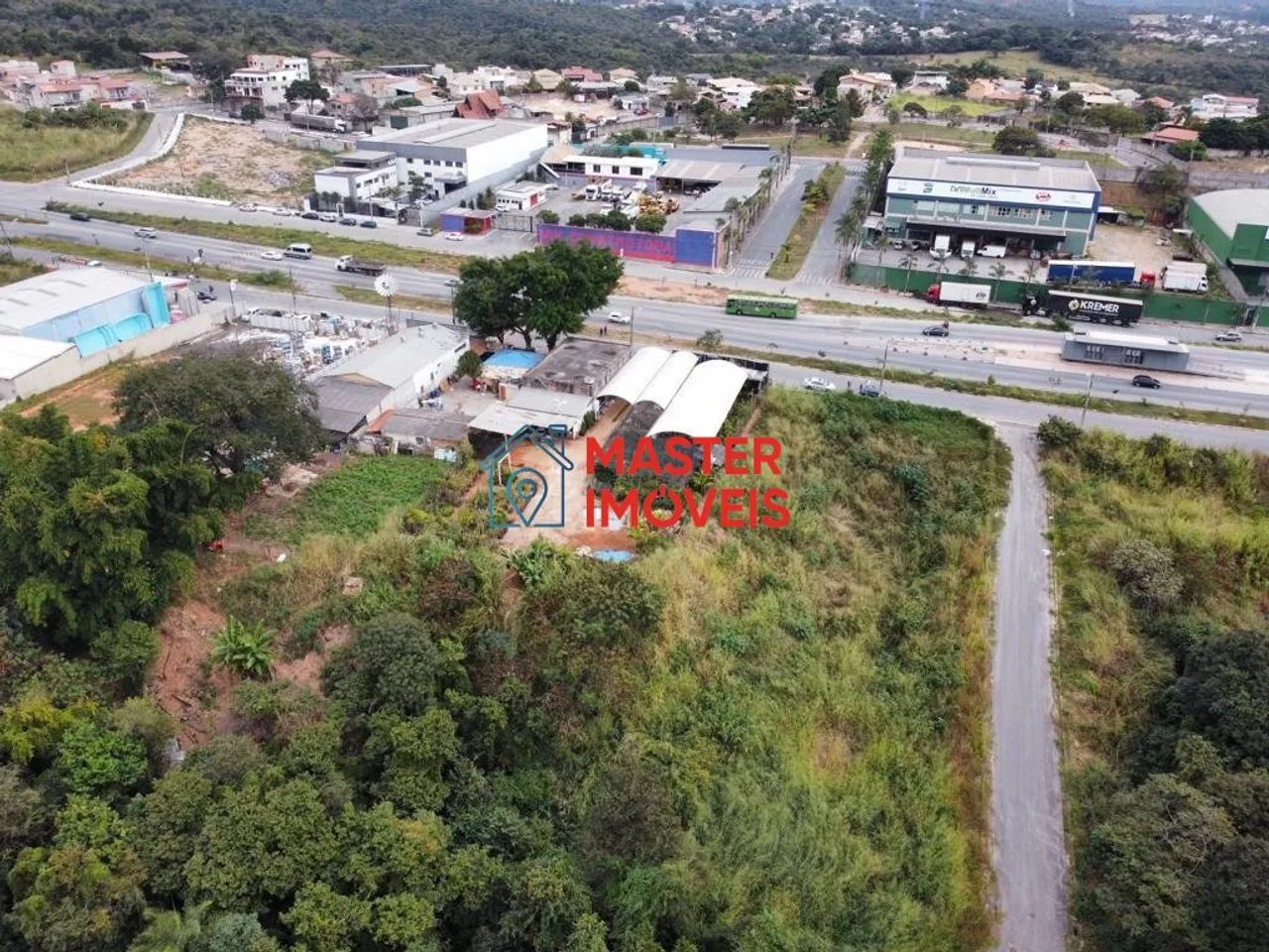EXCELENTE LOTE COM 2.100 METROS - Foto 3