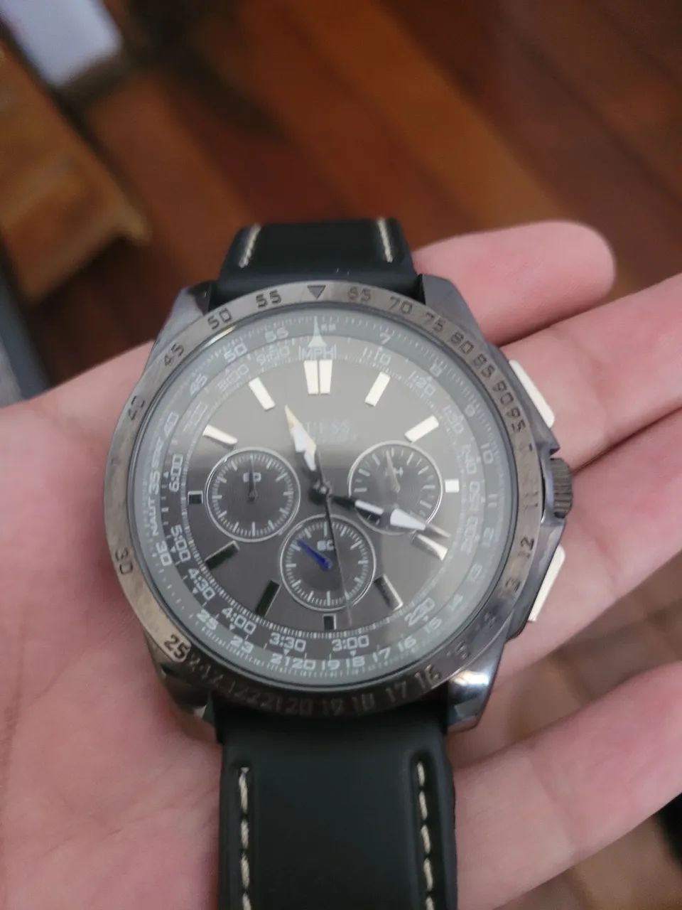 Relogio guess