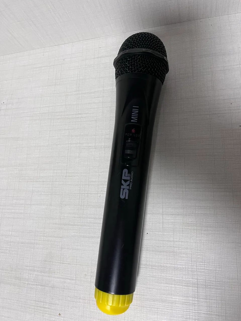 microfone sem fio skp pro audio mini uhf + receptor bivolt - Foto 4