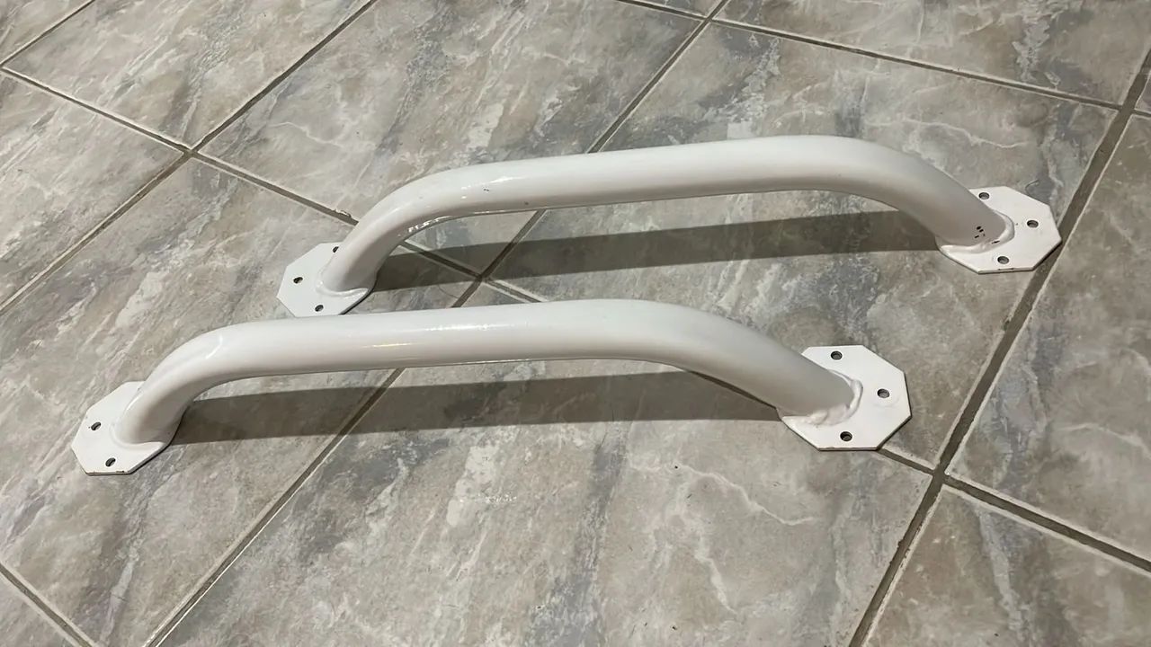 Vendo barra de apoio para banheiro446558276399278081