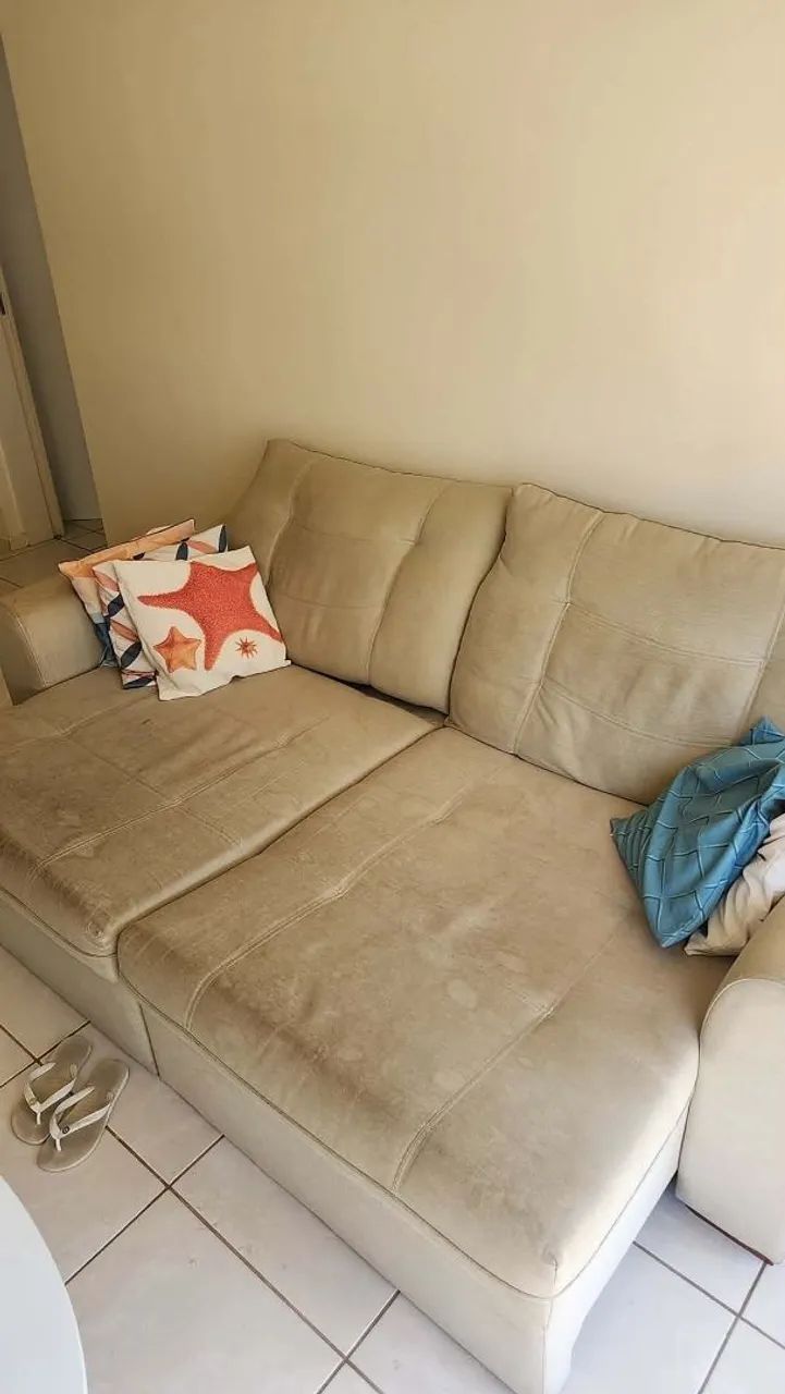 Sofá retrátil 4 lugares pra vender hoje
