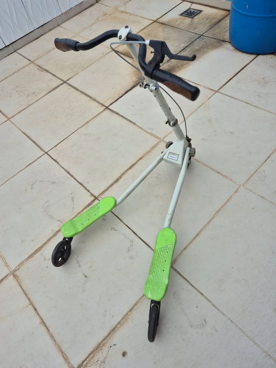 Patineski Curtir A Vida - Patinete 3 Rodas Articulado (Preço Para Desapegar) - Foto 2