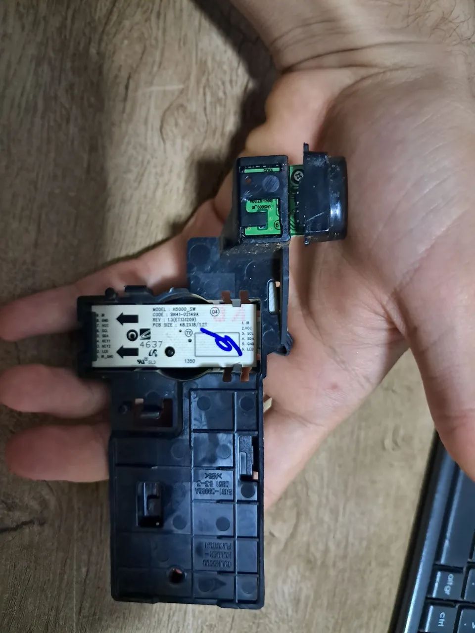 Kit Placa Wi-Fi + Botão Power TV Samsung J5300 (WDF710Q / BN59-01196A) - Foto 2