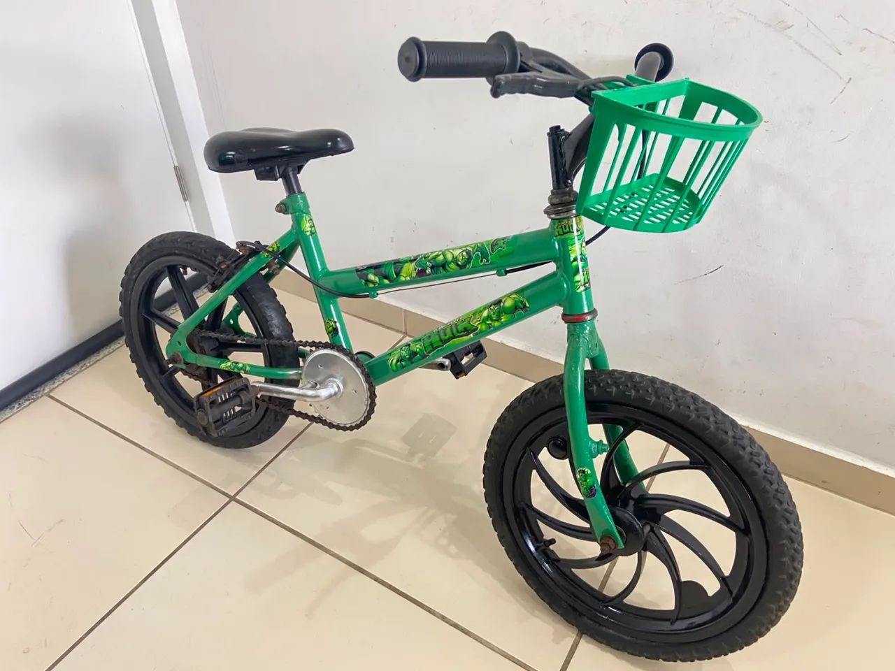 Bicicleta Infantil aro 16 do Hulk  - Foto 2