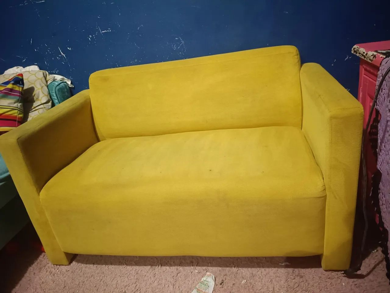 Sofá amarelo Tokstok 65566183044866122