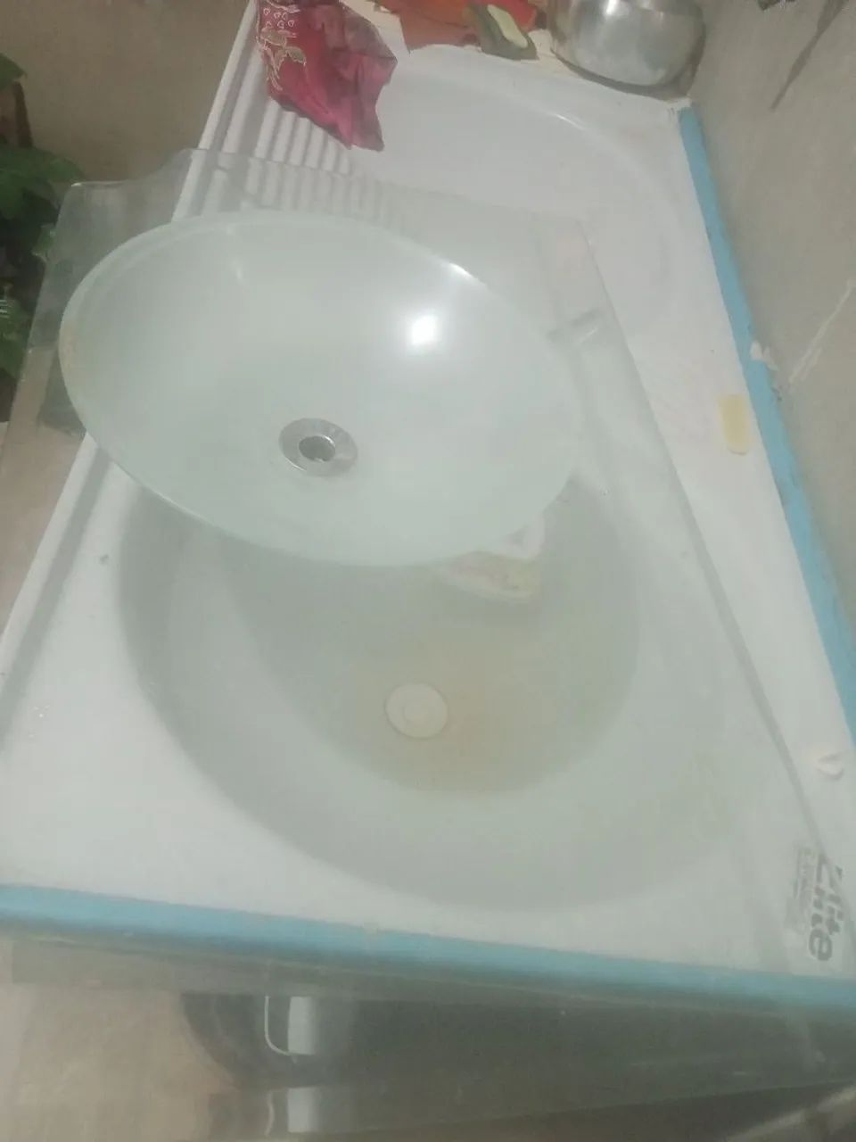 Vendo pia de vidro nova  - Foto 2