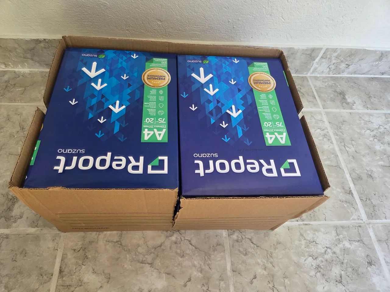 Papel A4. Caixa completa 10 resmas