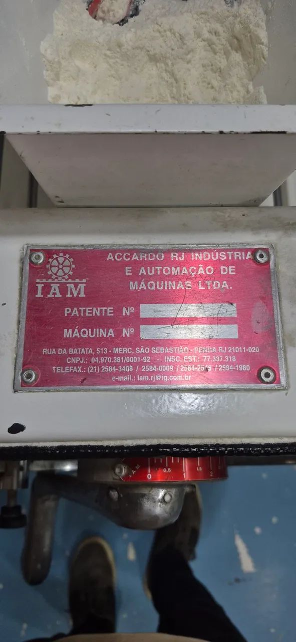 LAMINADORA DE MESA PARA CROISSANT 