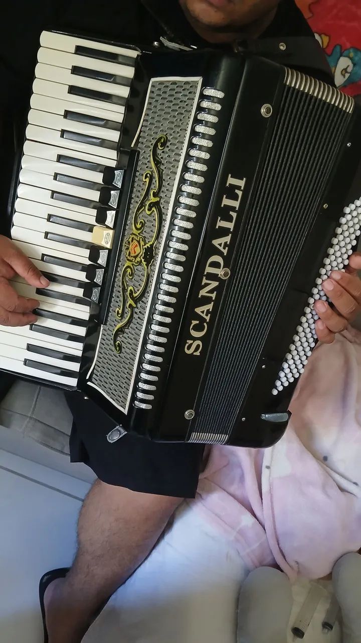 Gaita scandalli