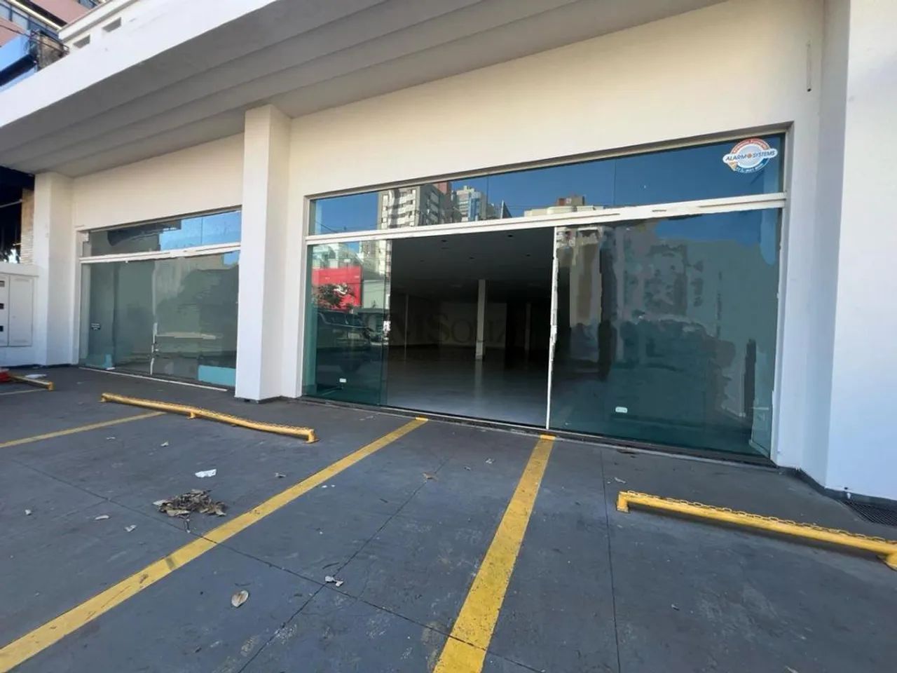 Loja para Locação em Londrina, Próximo à rua Ibiporã com 320 m² - Foto 2