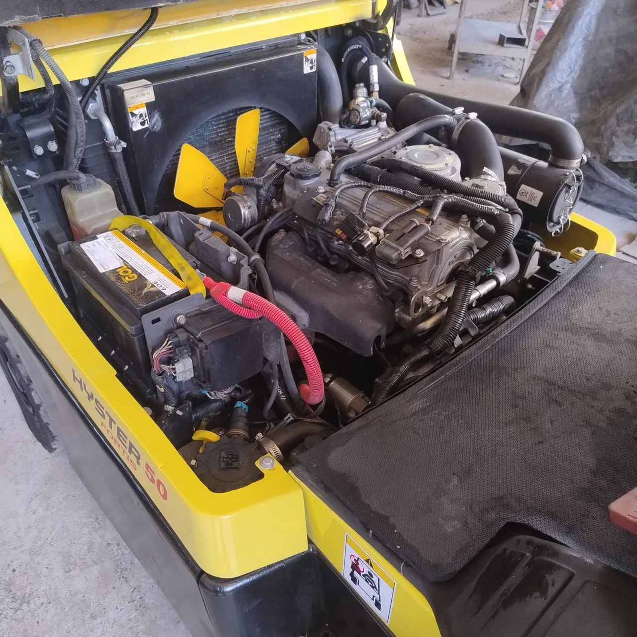 Empilhadeira Hyster  - Foto 3