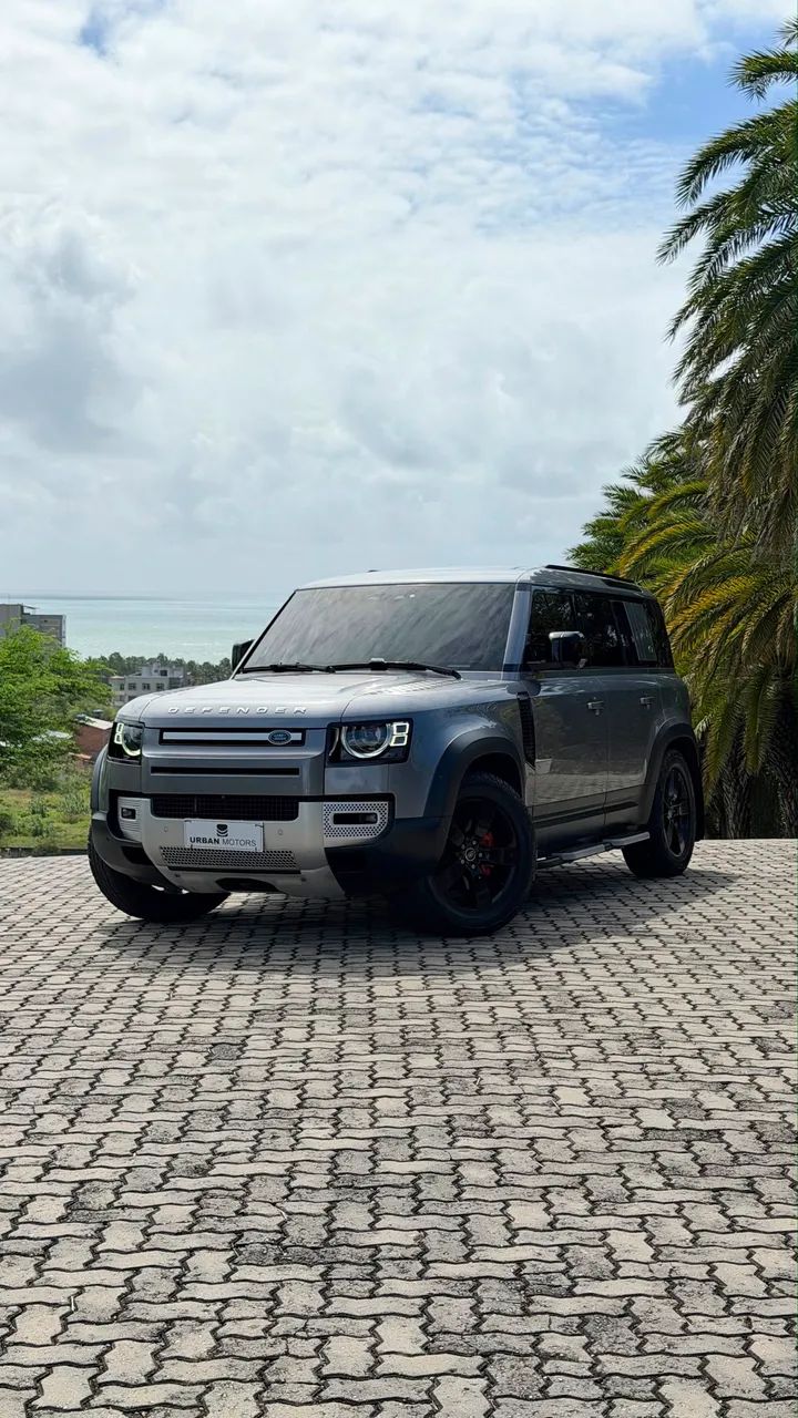 Land Rover Defender 2022
