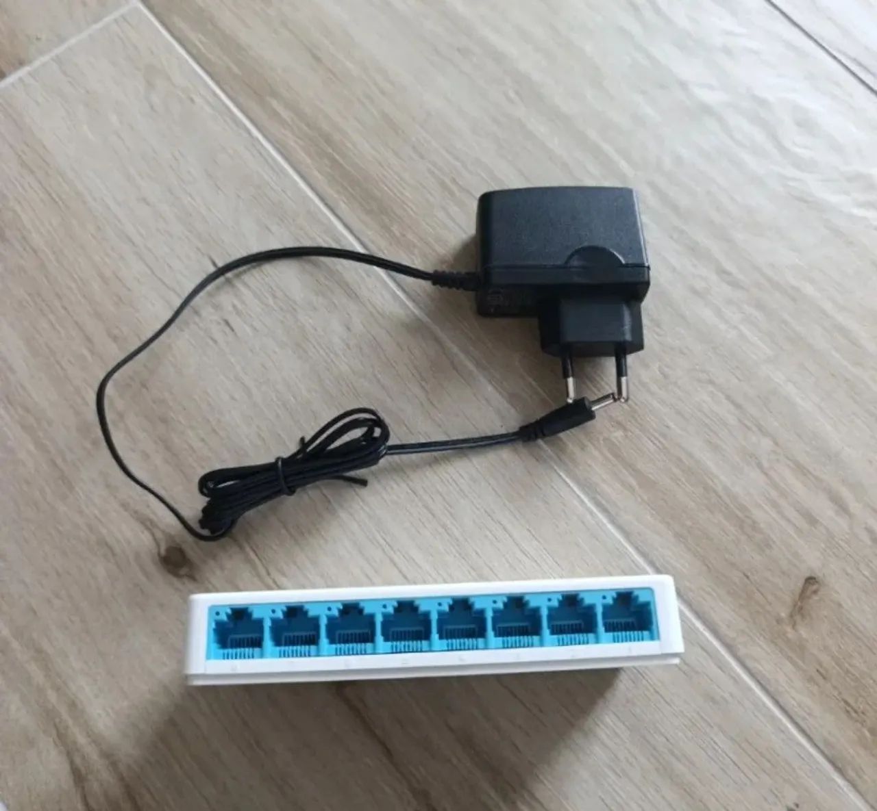 Switc Mercusys MS 108  8 portas  - Foto 4