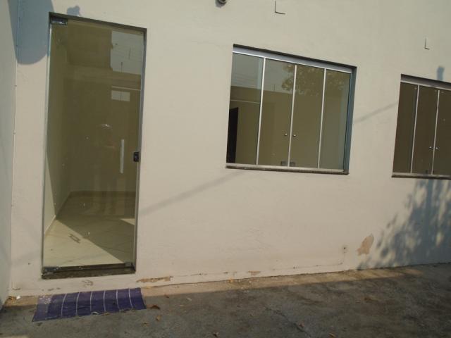 Casa para alugar com 2 dormitórios em Cidade jardim, Divinopolis cod:15244