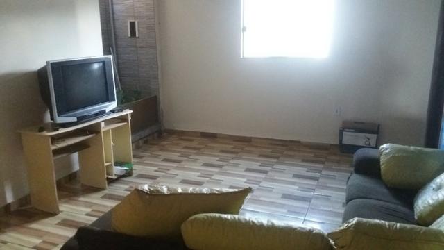 Casa de 8 comodos Cia1