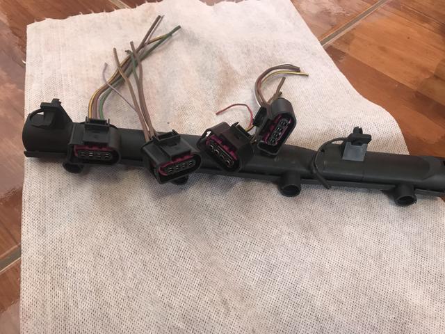 Plug conector + acabamento plástico bobina Gol G6 - Foto 3