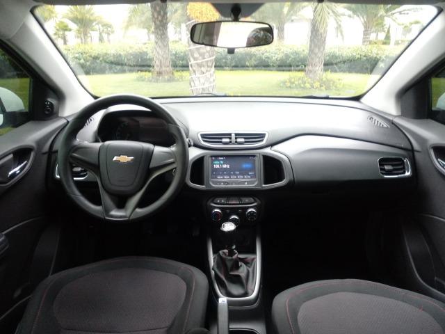 Chevrolet Onix LTZ 1.4 Manual Flex Branco 2015 - Foto 9
