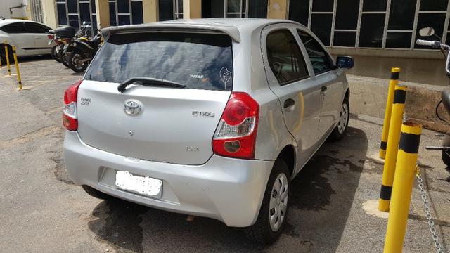 Toyota Etios X 1.3 2013 - Foto 4