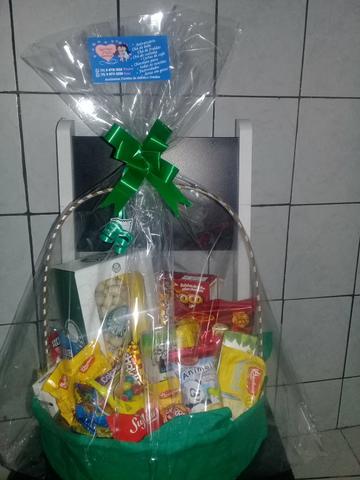 Cestas de café da manhã/ chocolate