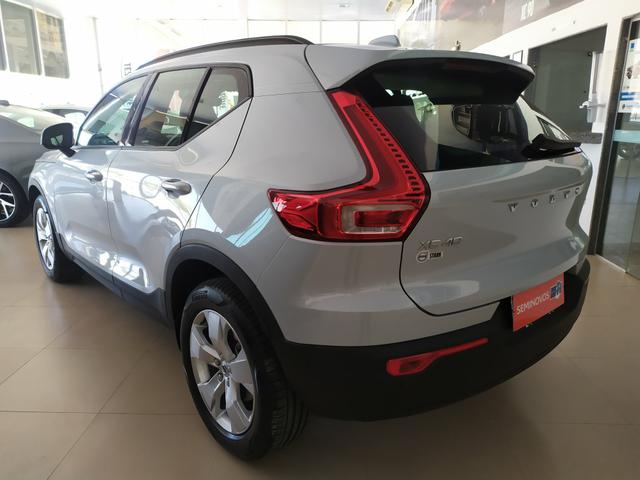 Volvo XC40 T4 - Foto 5