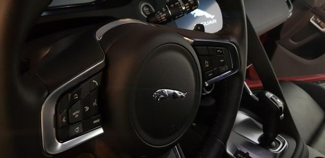 Jaguar e pace e-pace - Foto 5