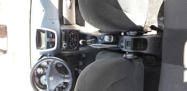 Peugeot 207 - Foto 8