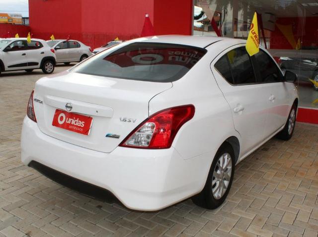 Nissan Versa - Foto 6