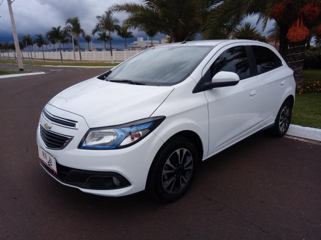 Chevrolet Onix LTZ 1.4 Manual Flex Branco 2015