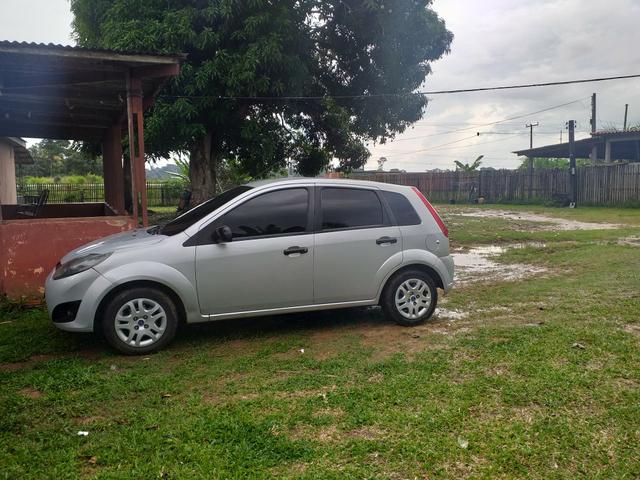 Fiesta vendo ou troco