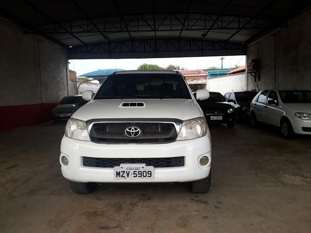 Hillux 2.5 diesel 4x4 - Foto 3