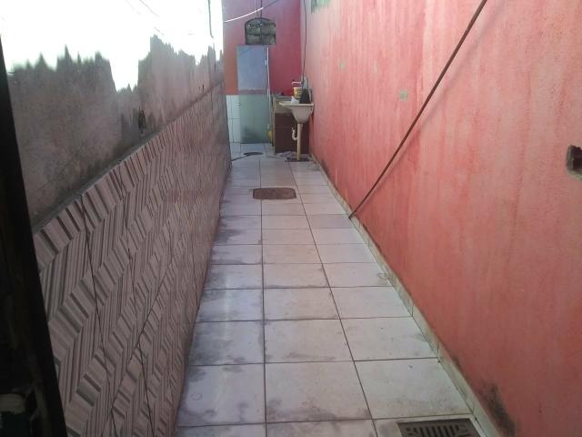 Lotao 7,5x25 c/03 residencias alugadas na qr 413 valor R$ 140.000 a/c, carro,proposta - Foto 4