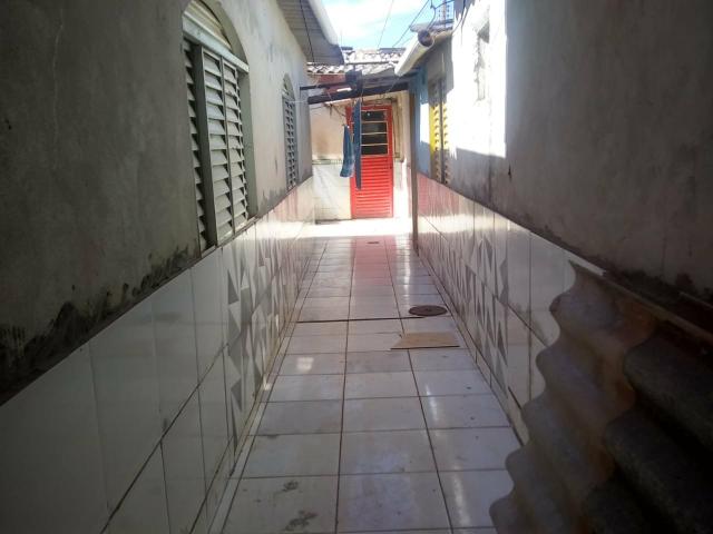 Lotao 7,5x25 c/03 residencias alugadas na qr 413 valor R$ 140.000 a/c, carro,proposta - Foto 9