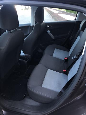 Peugeot 208 allure 1.5 2014, com teto panorâmico, impecável!!! - Foto 2