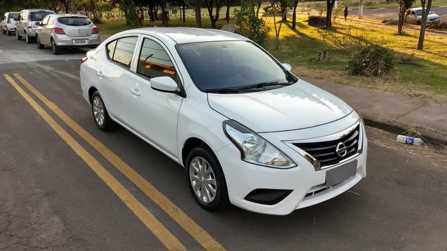 Nissan Versa 1.0 12V flex (todas revisões em concessionária) 2016 - Foto 3