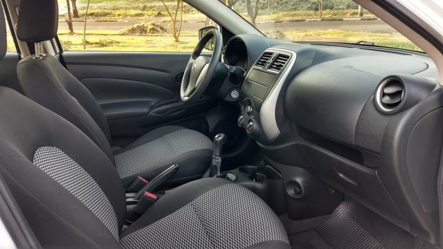 Nissan Versa 1.0 12V flex (todas revisões em concessionária) 2016 - Foto 18