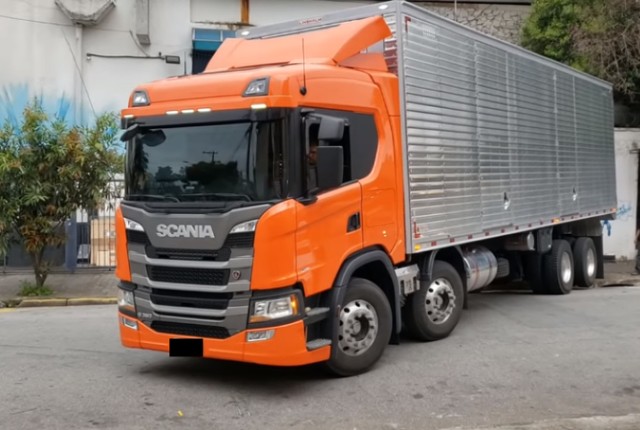 SCANIA G360 2020 BITRUCK NO BAÚ