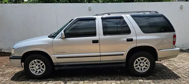 CHEVROLET - BLAZER - 2000/2000 - Prata - R$ 39.900,00 - Presence