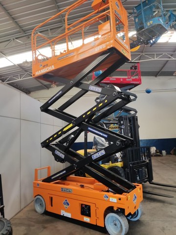 Locação De Plataforma Elevatória Tesoura Elétrica - Foto 3