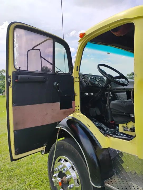 Mercedes Benz 1318  - Foto 8