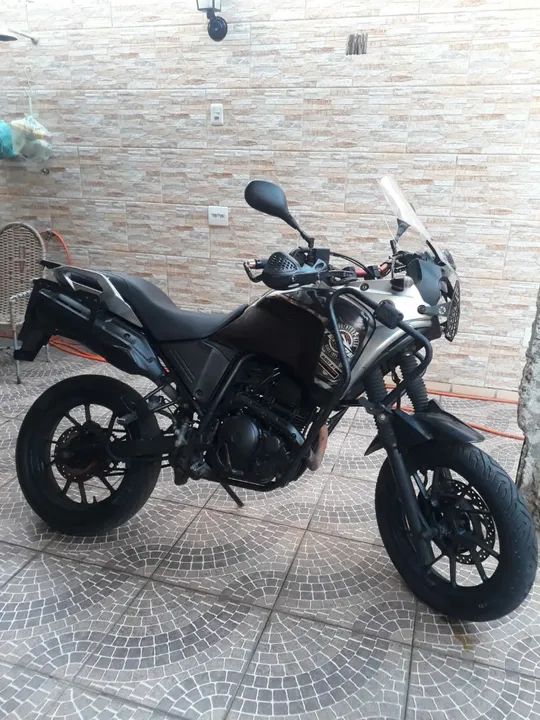 Suzuki GSX 650 e tenere 250 - Foto 4