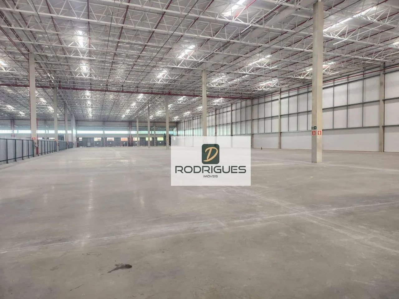 Galpão para alugar, 2786 m² por R$ 89.164,80/mês - Batistini - São Bernardo do Campo/SP